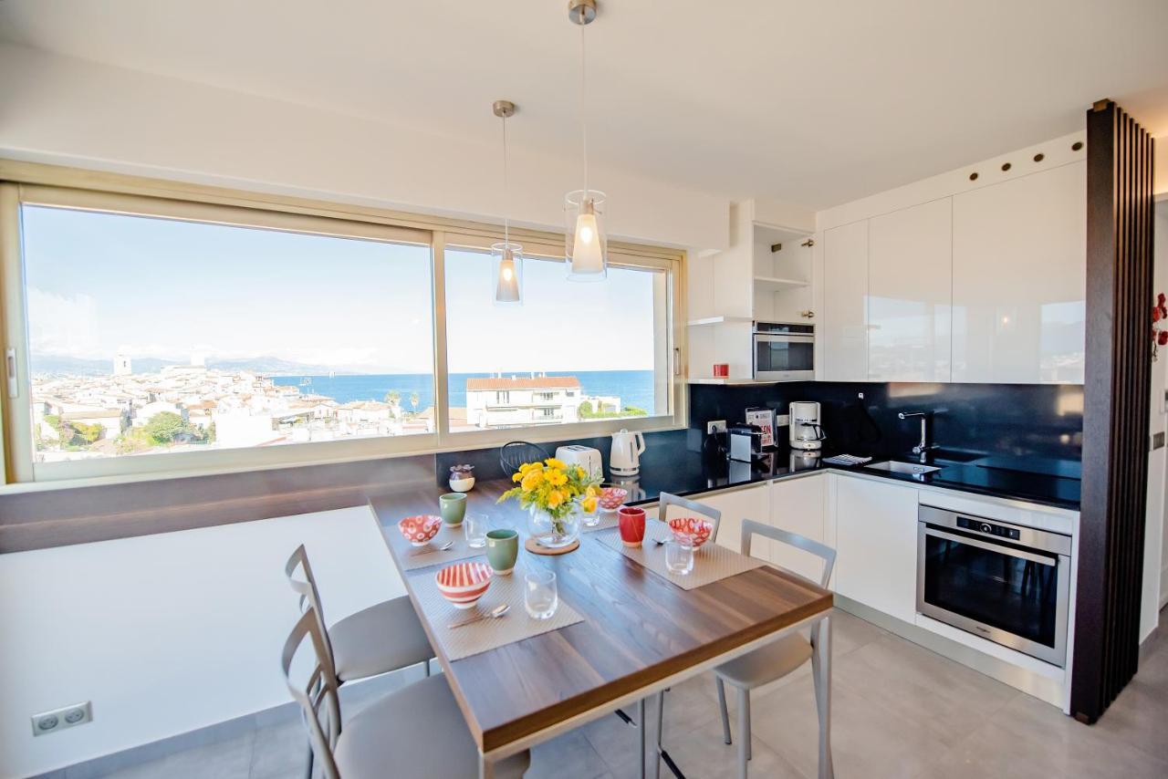 High Standing With Incredible Old Antibes And Sea Views Apartment Bagian luar foto