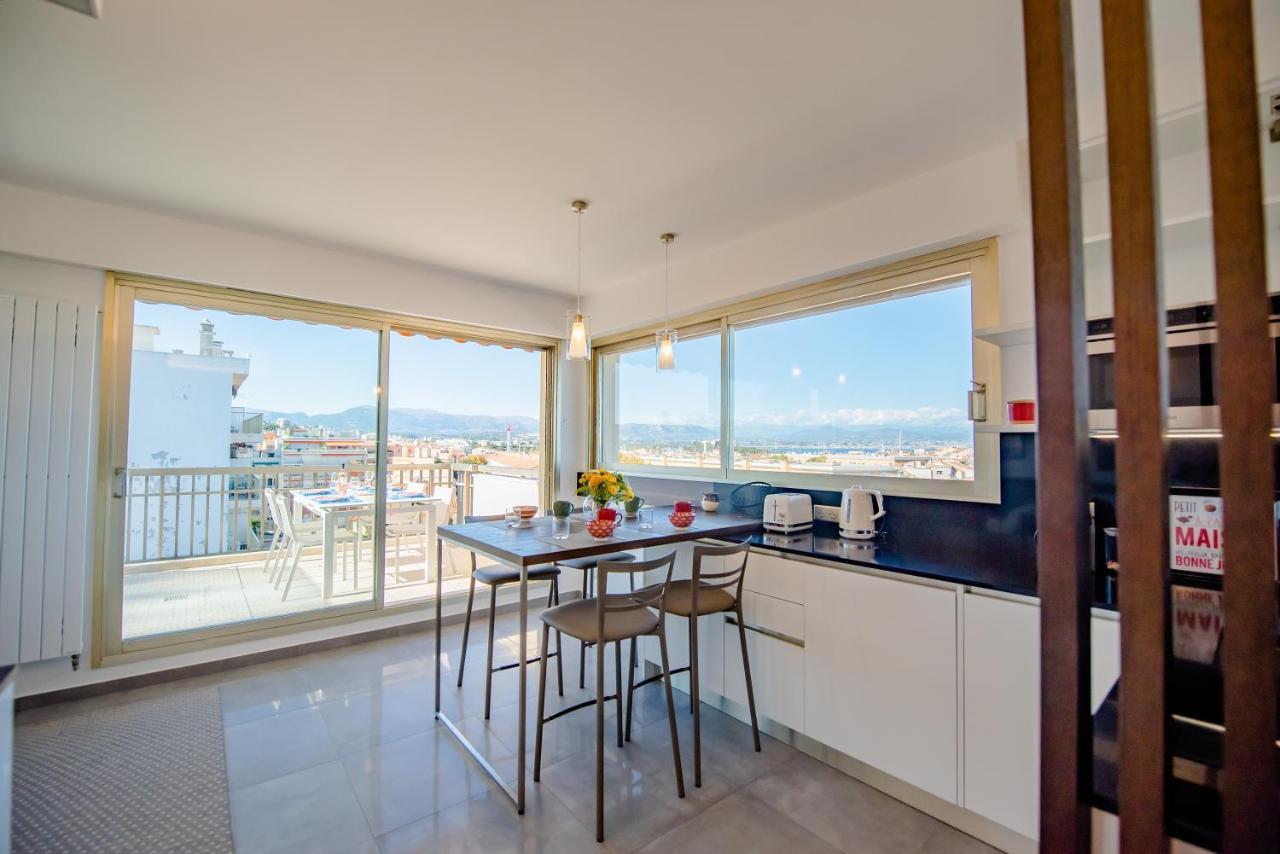 High Standing With Incredible Old Antibes And Sea Views Apartment Bagian luar foto