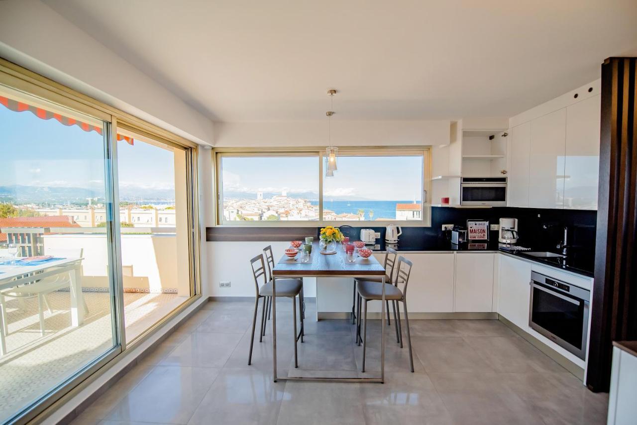 High Standing With Incredible Old Antibes And Sea Views Apartment Bagian luar foto